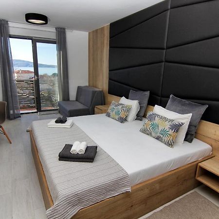 Bed and Breakfast Azur Нови-Винодолски Экстерьер фото