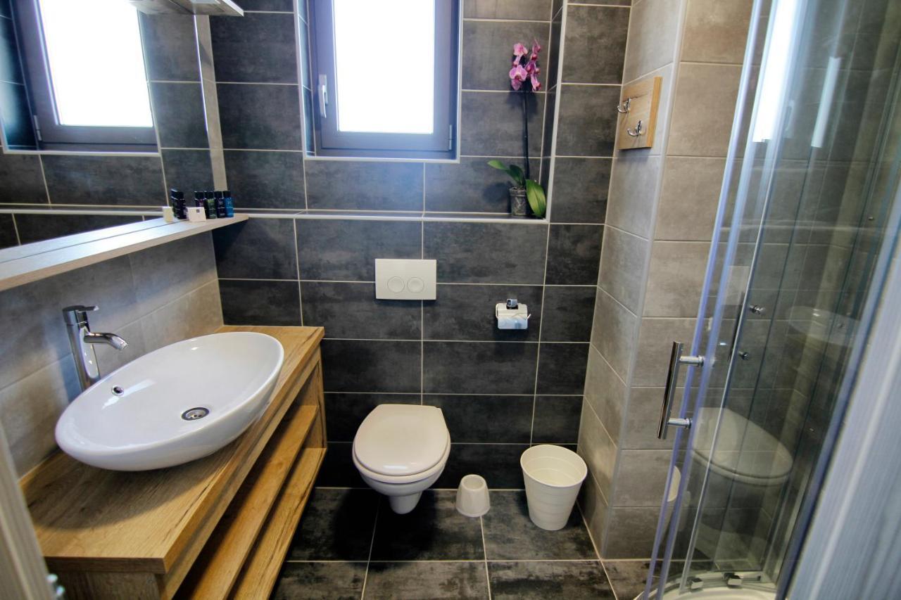 Bed and Breakfast Azur Нови-Винодолски Экстерьер фото